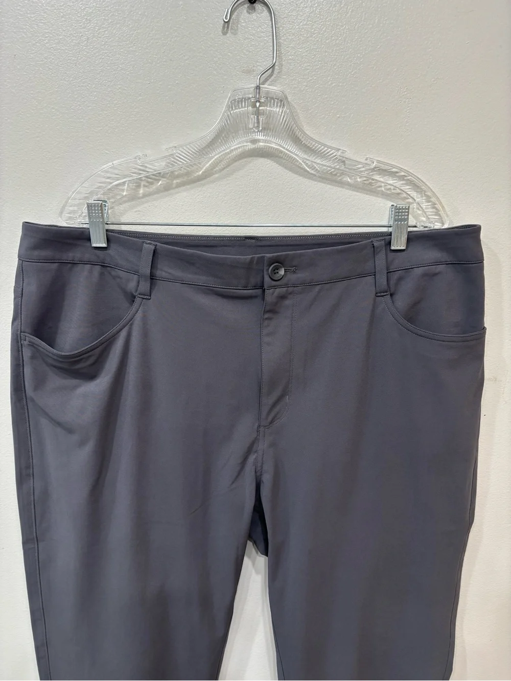 Vuori Performance Five Pockets Meta Pants Gray Men’s Size 38